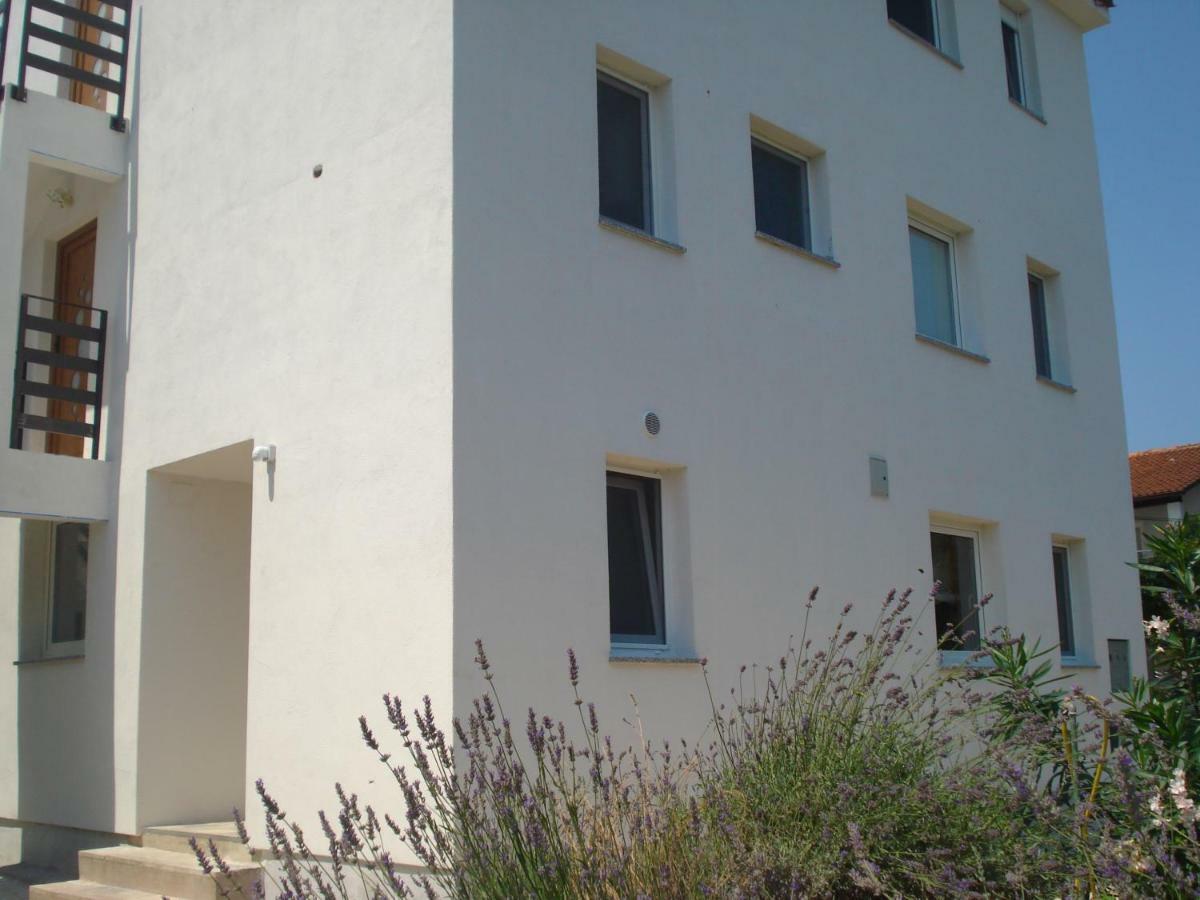 Apartment Premantura Exterior foto
